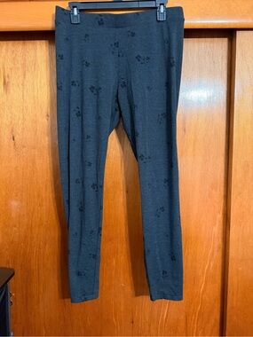 LC Lauren Conrad dark gray with black flower Leggings size large